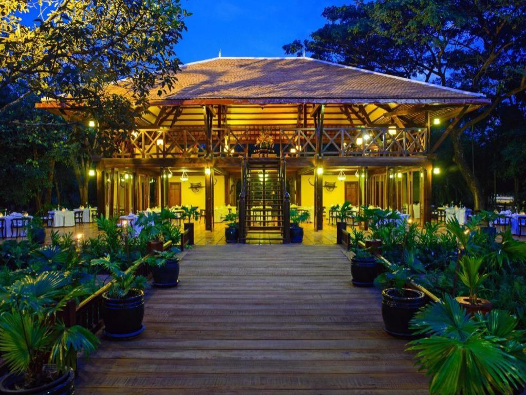 Angkor Village Resort & Spa Siem Reap Exteriör bild