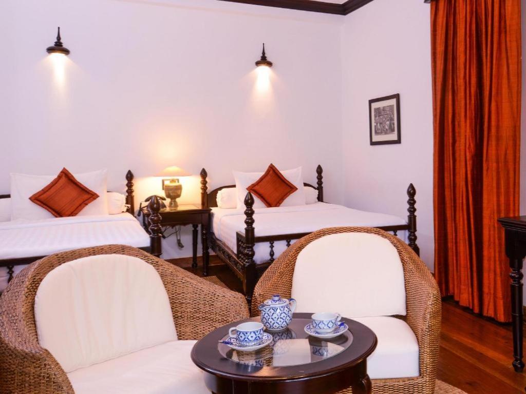 Angkor Village Resort & Spa Siem Reap Exteriör bild
