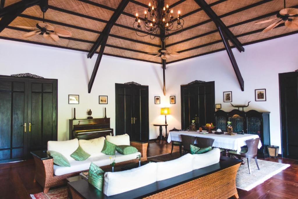 Angkor Village Resort & Spa Siem Reap Exteriör bild