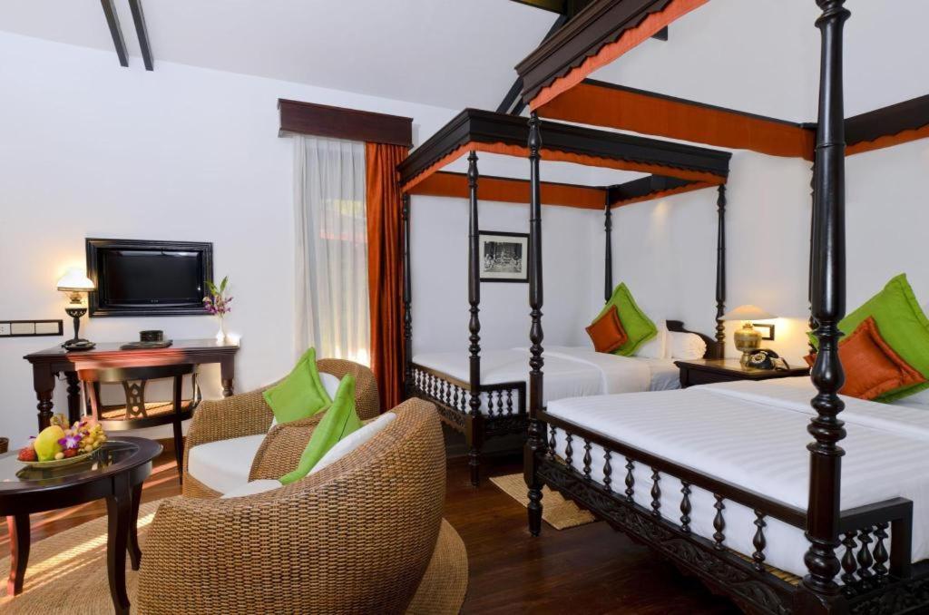 Angkor Village Resort & Spa Siem Reap Exteriör bild